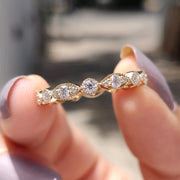 Milgrain wedding band in Yellow Gold