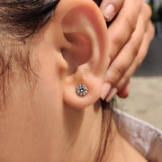 Round Cut Diamond Stud Earrings