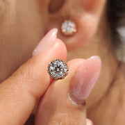Round Cut Diamond Stud Earrings