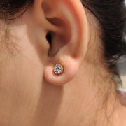 Round Cut Diamond Stud Earrings