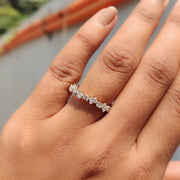 Zig Zag Band Featuring Emerald and Round Diamond